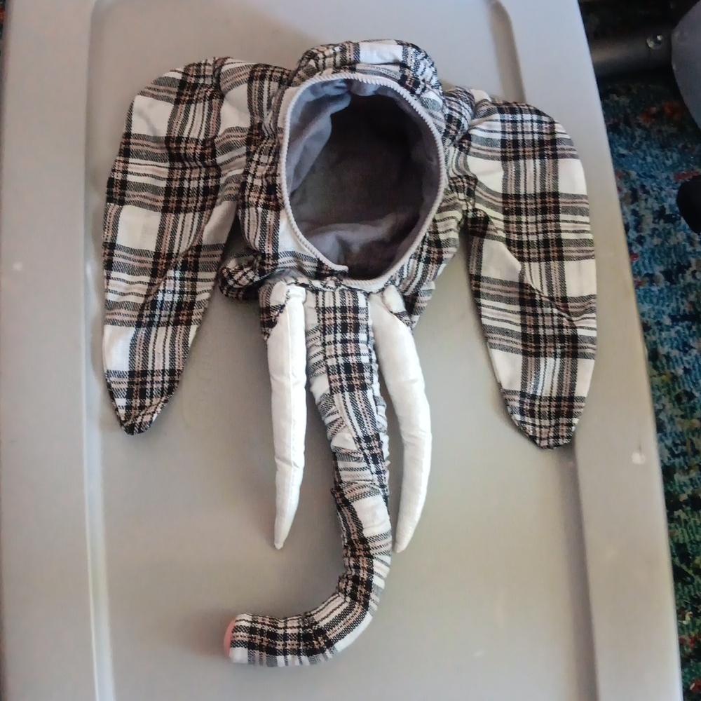 Homemade Elephant costume - Picture 7 of 9